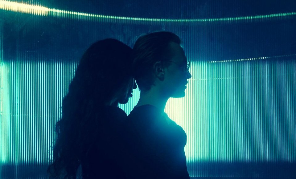  Ο Θαυμαστός Καινούργιος Κόσμος του Αλντους Χάξλεϊ για πρώτη φορά στην Ελλάδα, στο Σύγχρονο Θέατρο [εικόνες] | iefimerida.gr 0