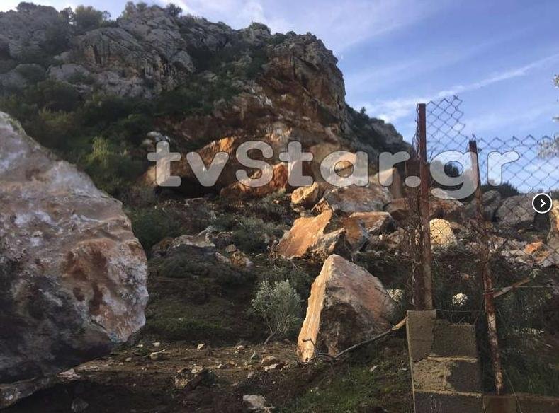 Κατολίσθηση στη Βοιωτία: Τεράστιος βράχος αποκολλήθηκε και έπεσε πάνω σε σπίτι [εικόνες] | iefimerida.gr 2