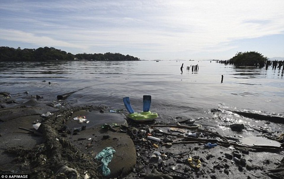 Φρίκη στη Βραζιλία: Ξεβράστηκε πτώμα στις Ολυμπιακές Εγκαταστάσεις της κολύμβησης [εικόνες] | iefimerida.gr 2