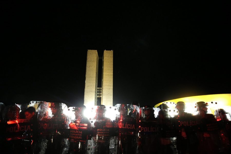 Βραζιλία: Λαϊκή οργή κατά της Προέδρου Ρουσέφ -Ζητούν την σύλληψη Λούλα [εικόνες] | iefimerida.gr 3