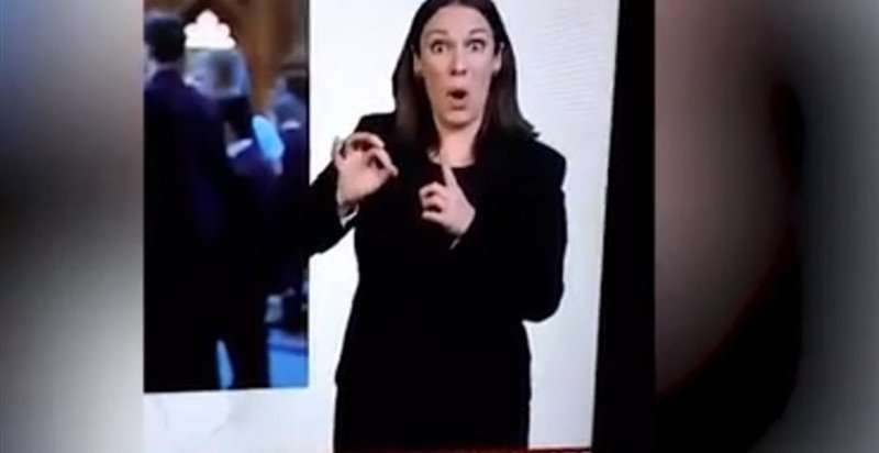 Το νοηματικό δελτίο του BBC περιέγραψε τέλεια το μπάχαλο με το Brexit -Το viral βίντεο | iefimerida.gr 2