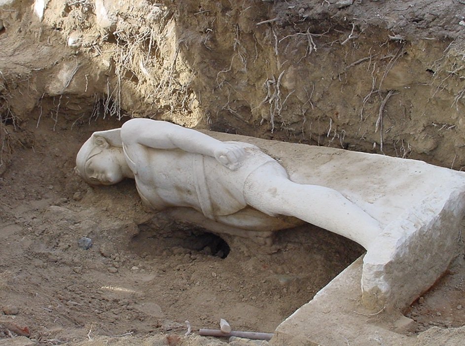 Αμεση λήψη μέτρων για την ανάδειξη του αρχαιολογικού χώρου της Μπρεξίζας Μαραθώνα [εικόνες]  | iefimerida.gr 1