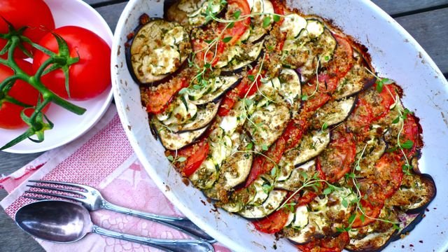 Γιατί οι Γάλλοι δεν ξαπλώνουν τα λαχανικά στο μπριάμ αλλά τα βάζουν όρθια -Συνταγή [εικόνες] | iefimerida.gr 3