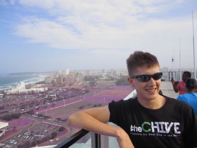 Μηνύουν τις ελληνικές Αρχές οι γονείς του Αμερικανού πεζοναύτη που αυτοκτόνησε στην πρεσβεία των ΗΠΑ στην Αθήνα [εικόνες] | iefimerida.gr 3