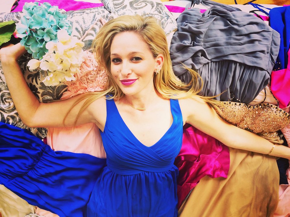 Αφησε τη δουλειά της και έγινε επαγγελματίας παράνυφος [εικόνες] | iefimerida.gr 9