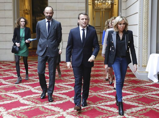 Εξαλλοι οι Γάλλοι με την Μπριζίτ Μακρόν -Γιατί την κατηγορούν ότι φέρεται σαν «Μαρία Αντουανέτα» [εικόνες] | iefimerida.gr 3