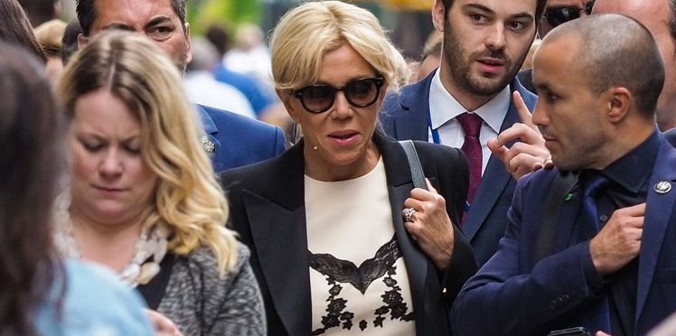 Σόκαρε το σούπερ μίνι της Μπριζίτ Μακρόν στη Νέα Υόρκη -«Το παράκανε!» [εικόνες] | iefimerida.gr 7