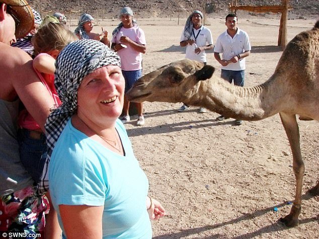 Βρετανίδα είχε κατακλέψει το Δημόσιο -Παρίστανε την ανάπηρη, έπαιρνε επιδόματα 80.000 δολ. και πήγαινε στις Μαλδίβες [εικόνες] | iefimerida.gr 2