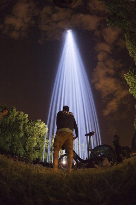 Οταν έσβησαν τα φώτα στο Λονδίνο -Ο διαφορετικός τρόπος που τίμησαν τους πεσόντες του Α' Παγκοσμίου Πολέμου [εικόνες] | iefimerida.gr 3