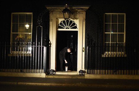 Οταν έσβησαν τα φώτα στο Λονδίνο -Ο διαφορετικός τρόπος που τίμησαν τους πεσόντες του Α' Παγκοσμίου Πολέμου [εικόνες] | iefimerida.gr 7