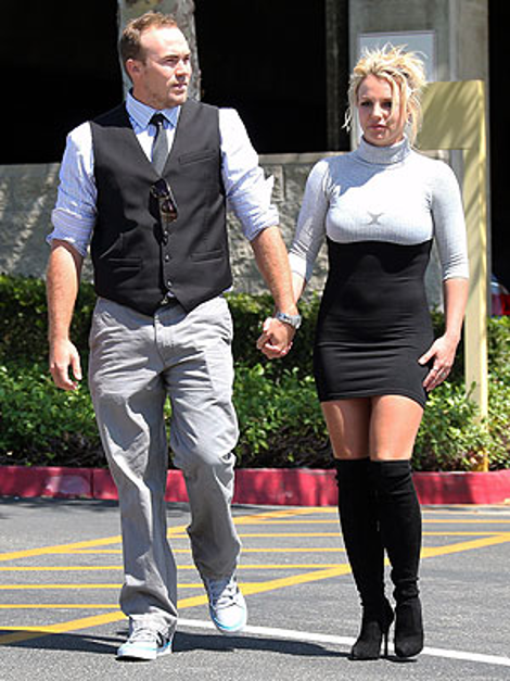 Νέος χωρισμός «βόμβα» στη διεθνή σόουμπιζ -Το βίντεο με τις απιστίες του συντρόφου έκανε έξαλλη την τραγουδίστρια [εικόνες] | iefimerida.gr 4