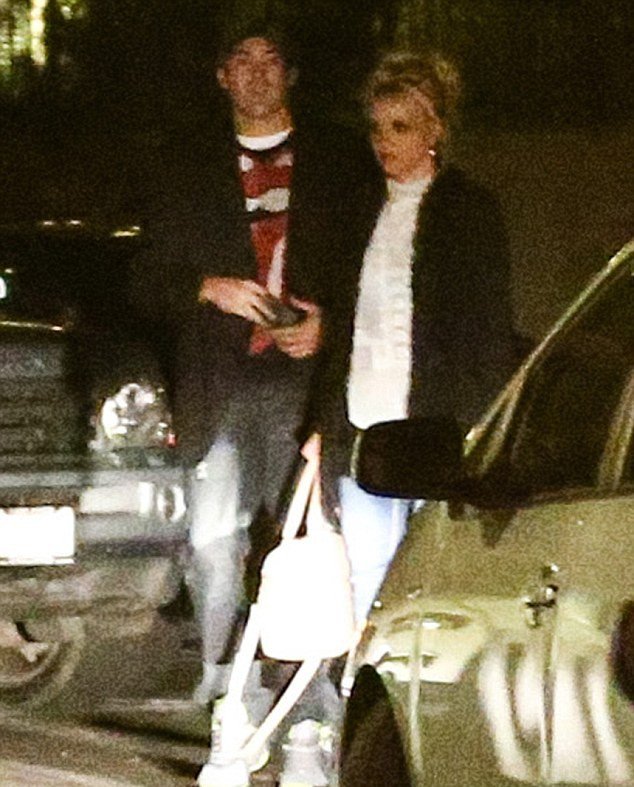 H Mπρίτνεϊ Σπίαρς βρήκε - ξανά -  τον έρωτα στα μάτια ενός 27αρη [εικόνες] | iefimerida.gr 0