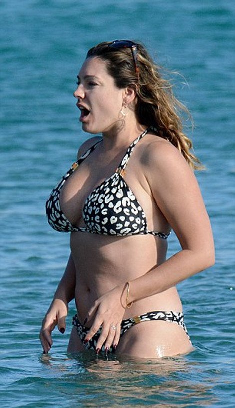 Επιστημονική έρευνα: Αυτό είναι το μοντέλο που έχει το πιο τέλειο στήθος [εικόνες] | iefimerida.gr 2