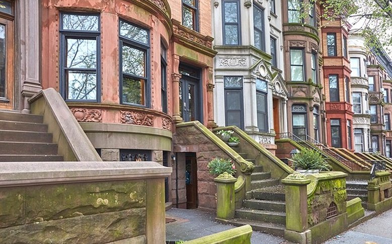 Σε αυτό το υπέροχο σπίτι στη Νέα Υόρκη έμενε στα 20 του ο Ομπάμα -Πωλείται αντί 4,3 εκατ. δολαρίων [εικόνες] | iefimerida.gr 2