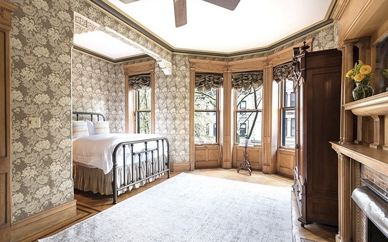 Σε αυτό το υπέροχο σπίτι στη Νέα Υόρκη έμενε στα 20 του ο Ομπάμα -Πωλείται αντί 4,3 εκατ. δολαρίων [εικόνες] | iefimerida.gr 0