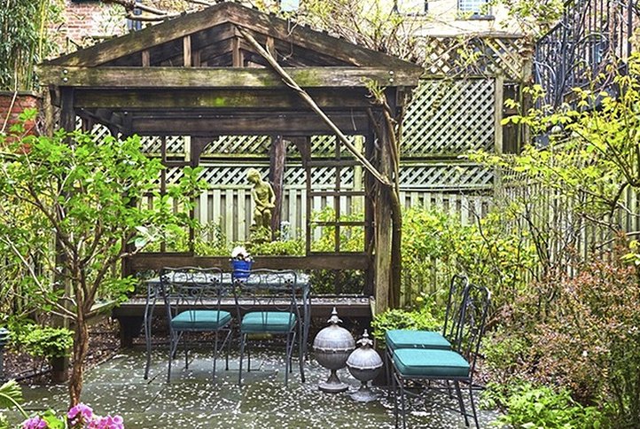 Σε αυτό το υπέροχο σπίτι στη Νέα Υόρκη έμενε στα 20 του ο Ομπάμα -Πωλείται αντί 4,3 εκατ. δολαρίων [εικόνες] | iefimerida.gr 3