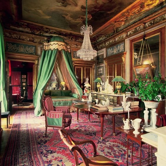 Επαιξαν Οπερα στον ωραιότερο πύργο της Γαλλίας -Σκηνοθέτης Ζυλί Γκαγιέ, βιολί η σύζυγος του Μανουέλ Βαλς [εικόνες] | iefimerida.gr 25