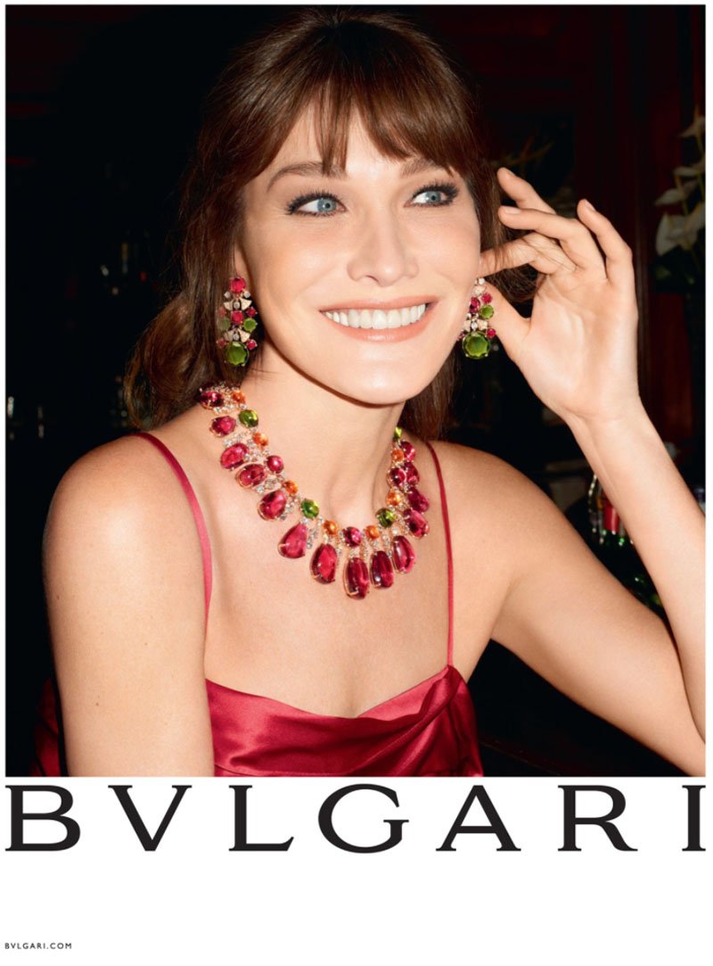 Η Κάρλα Μπρούνι επιστρέφει στο μόντελινγκ για χάρη της Bulgari [εικόνες] | iefimerida.gr 4