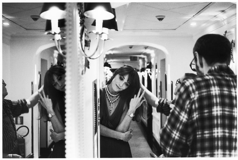 Η Κάρλα Μπρούνι επιστρέφει στο μόντελινγκ για χάρη της Bulgari [εικόνες] | iefimerida.gr 0