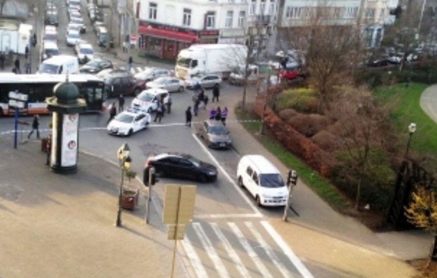 Συναγερμός στις Βρυξέλλες:  Εντοπίστηκε ύποπτο όχημα με φιάλες γκαζιού [εικόνες] | iefimerida.gr 2