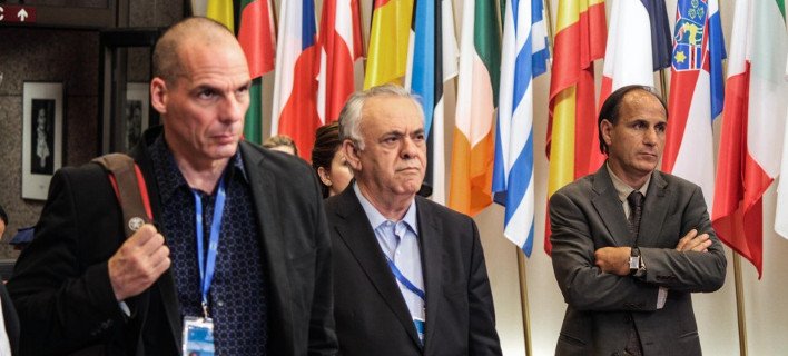 Πέντε φωτογραφίες της ελληνικής αποστολής -Ολα ζωγραφισμένα στα πρόσωπα [εικόνες] | iefimerida.gr 4