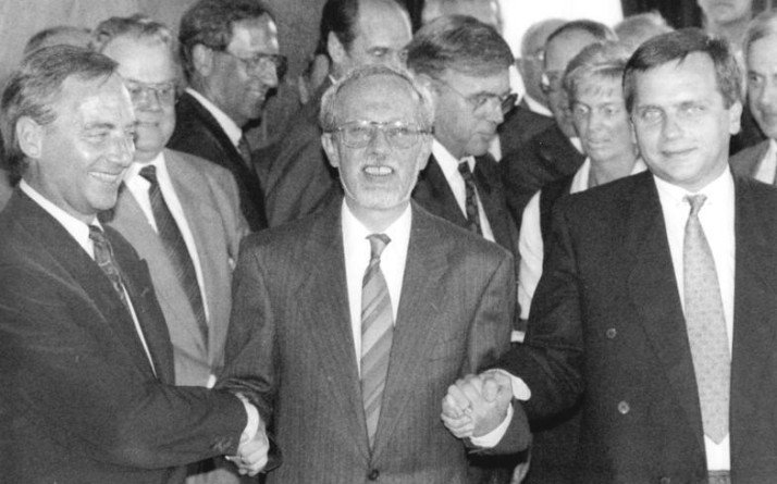 Σόιμπλε, ο πιο συζητημένος πολιτικός της Ευρώπης - Αγνωστες πτυχές και σπάνιες φωτογραφίες  | iefimerida.gr 3