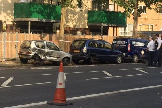 Συναγερμός στο Λονδίνο: Μεγάλη αστυνομική επιχείρηση σε στάδιο -Συνελήφθησαν τρεις ύποπτοι [εικόνες] | iefimerida.gr 3