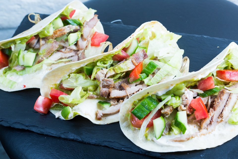 La Esquina: Ενα μικρό μπαρ στο Κολωνάκι κάνει τα καλύτερα burgers [εικόνες] | iefimerida.gr 8