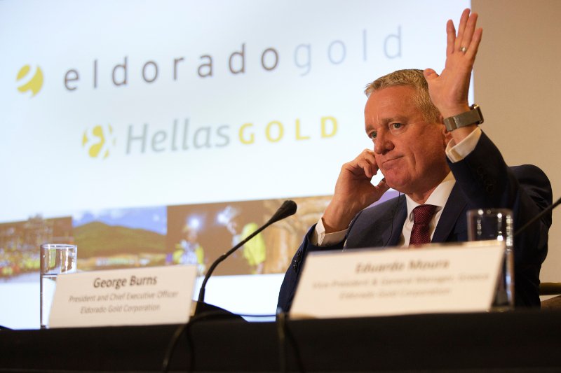 Bloomberg για Eldorado: «Η Ελλάδα κάθεται πάνω σε χρυσωρυχείο και δεν μπορεί να βγάλει λεφτά» | iefimerida.gr 1