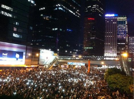 Χονγκ Κονγκ: Η επανάσταση της ομπρέλας -Τι συμβαίνει και βγήκαν όλοι στο δρόμο [βίντεο & εικόνες] | iefimerida.gr 3