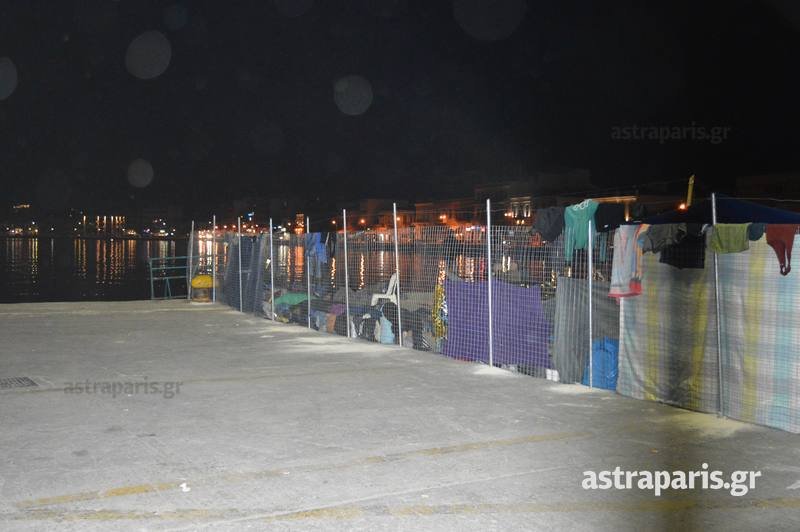 Απίστευτο: Χώρισαν με συρματοπλέγματα το λιμάνι της Χίου λόγω των προσφύγων [εικόνες & βίντεο] | iefimerida.gr 2