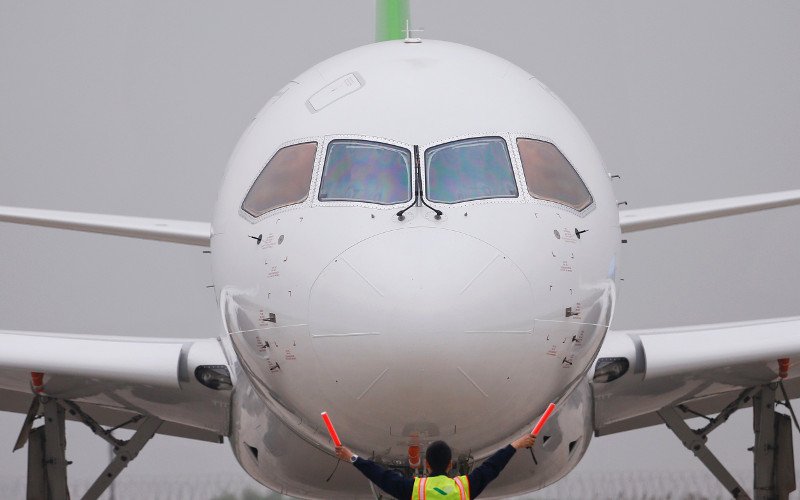 Στους αιθέρες το C919, το πρώτο μεγάλο επιβατικό αεροσκάφος κινεζικής παραγωγής [εικόνες] | iefimerida.gr 5