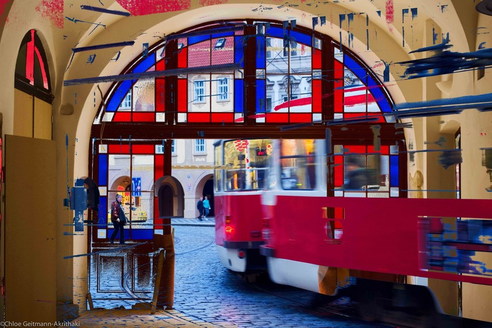 Η Χλόη Geitmann Ακριθάκη, κόρη του σπουδαίου εικαστικού, φωτογραφίζει την Πράγα [εικόνες] | iefimerida.gr 2