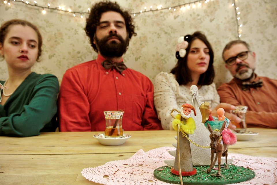 Ενα διαφορετικό ρεβεγιόν την παραμονή Χριστουγέννων, στο ΔΘΠ [εικόνες] | iefimerida.gr 1