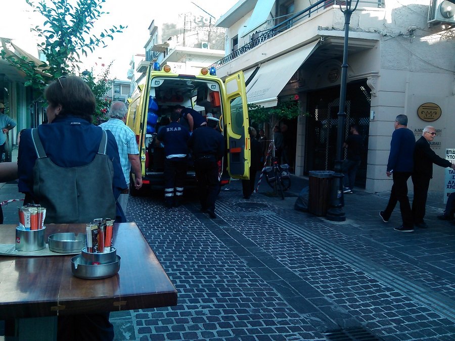 Χανιά: Πυροβόλησε τη γυναίκα του στο κέντρο της πόλης [εικόνες] | iefimerida.gr 1