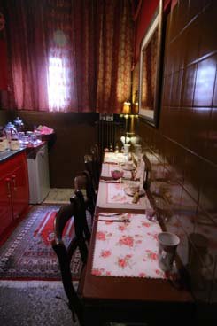 Η καφετέρια στη Λάρισα που πίνεις τον καφέ σου και σου λένε και το φλιτζάνι [εικόνες] | iefimerida.gr 6