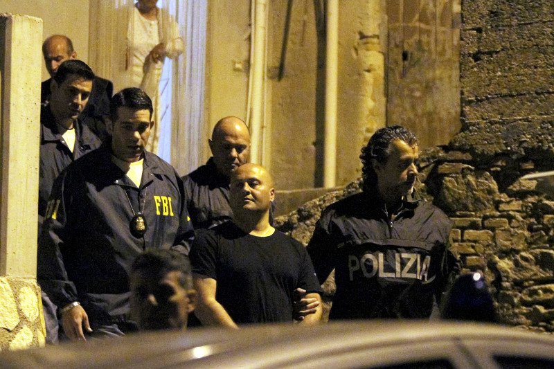 Ιταλία: Οι μαφιόζοι χάνουν την κηδεμονία των παιδιών τους | iefimerida.gr 5