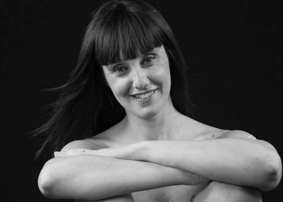 Τα σέξι κορίτσια με τη σφυρίχτρα -Γυναίκες διαιτητές γδύθηκαν και πόζαραν για ημερολόγιο [εικόνες] | iefimerida.gr 6