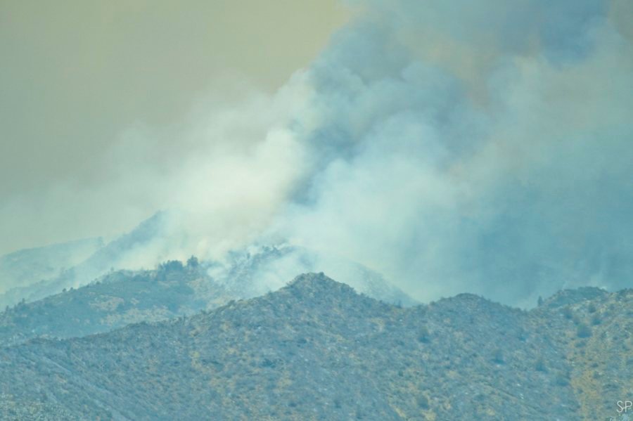 Φονική πυρκαγιά στην Καλιφόρνια: Νεκροί 2 άνθρωποι, αποκαΐδια 150 σπίτια [εικόνες] | iefimerida.gr 0