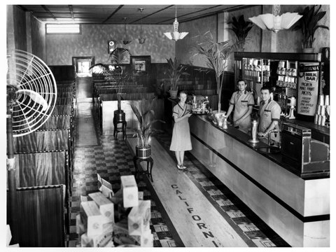 Η Αυστραλία τιμά τα ελληνικά καφέ των μεταναστών που άλλαξαν την κουλτούρα του τόπου με μια μοναδική έκθεση [εικόνες]  | iefimerida.gr 1