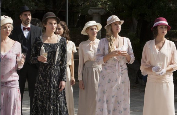 Εμφάνιση έκπληξη! Ο δήμαρχος Αλίμου παίζει στην ταινία του Σμαραγδή «Καζαντζάκης» [εικόνες]  | iefimerida.gr 1