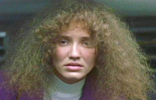 Σέξι σελεμπριτι που έγιναν άσχημες για τις ανάγκες του ρόλου τους | iefimerida.gr 0