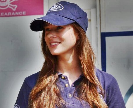 Αυτή είναι η νέα κοπέλα του πρίγκιπα Χάρι: Αθλήτρια και πρώην Μις Εδιμβούργο [εικόνες] | iefimerida.gr 0