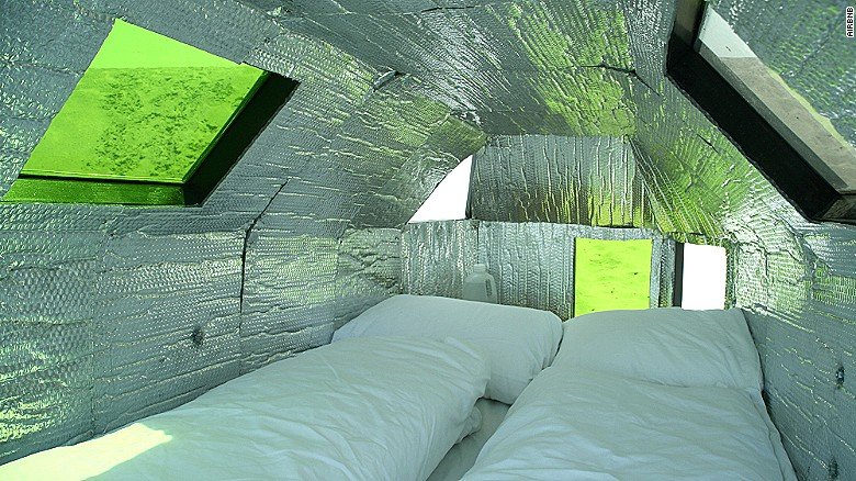 Δώδεκα έργα τέχνης μέσα στα οποία μπορεί να κοιμηθεί κάποιος [εικόνες] | iefimerida.gr 9