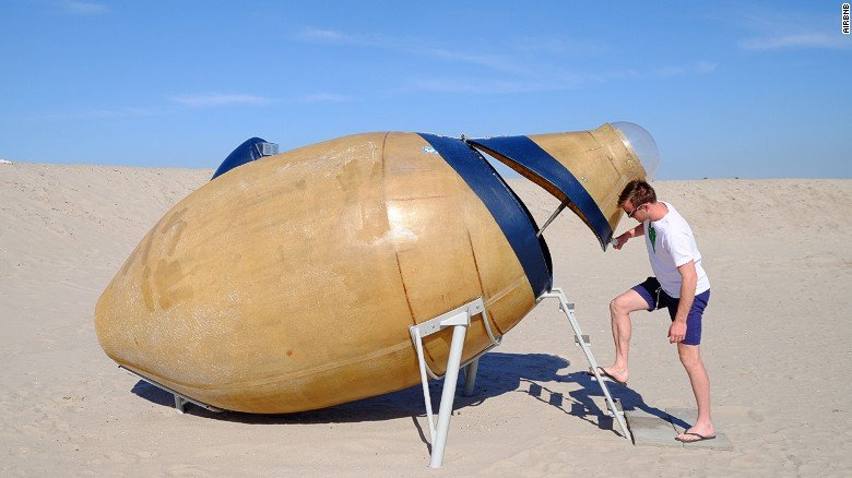 Δώδεκα έργα τέχνης μέσα στα οποία μπορεί να κοιμηθεί κάποιος [εικόνες] | iefimerida.gr 4