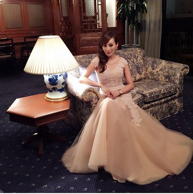 Αυτή η γυναίκα είναι 50 χρονών και έχει τρία παιδιά! [εικόνες] | iefimerida.gr 6