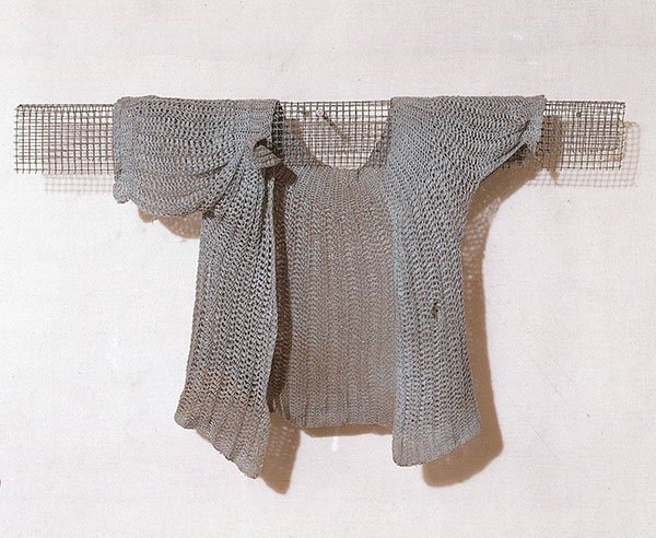 Τα ανδρείκελα του Βλάση Κανιάρη στην Τήνο -Αναδρομική έκθεση [εικόνες] | iefimerida.gr 1