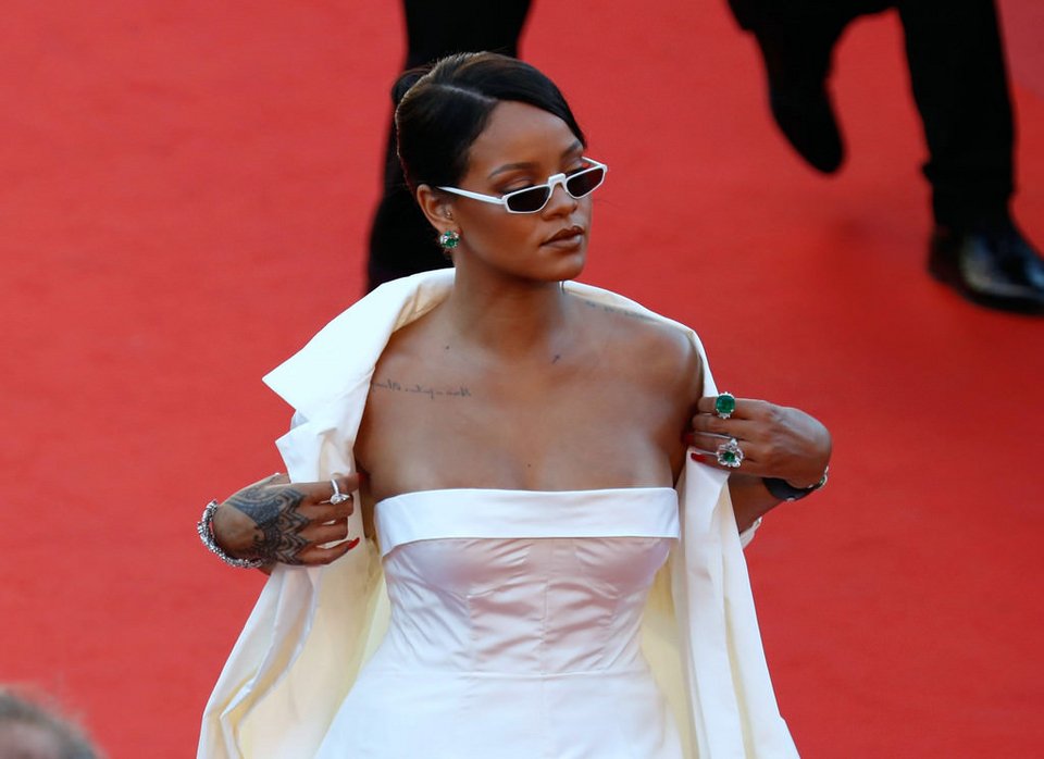 Φεστιβάλ των Καννών: Εκεί που οι γυναίκες είναι μόνο ρούχα [εικόνες] | iefimerida.gr 12