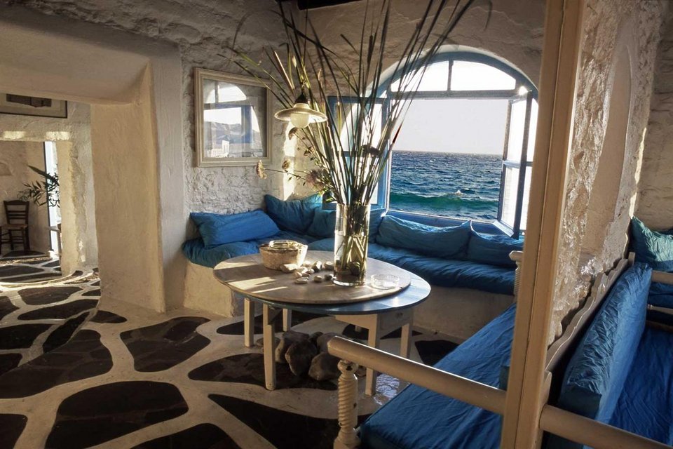 Μπήκε το λουκέτο στο θρυλικό Caprice -Το πάρτι που στήθηκε απέξω μόλις έκλεισαν οι πόρτες -Ενα διαφορετικό αντίο [βίντεο] | iefimerida.gr 7