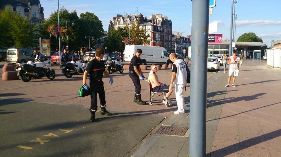 Τρόμος στο τρένο Αμστερνταμ-Παρίσι: Γάζωσε με καλάσνικοφ τους επιβάτες - Τρεις τραυματίες [εικόνες & βίντεο] | iefimerida.gr 4